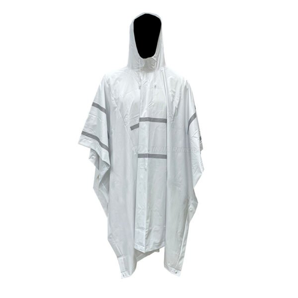 عباءة مطر بيضاء