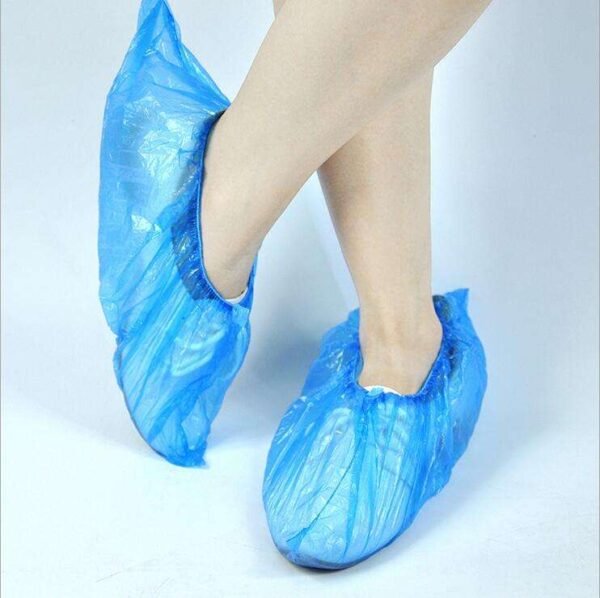 plastic shoe cover3